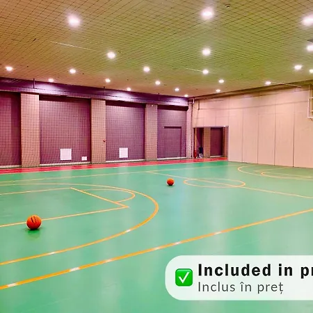 Yamaluxe - Pink & Gold With Many Facilities