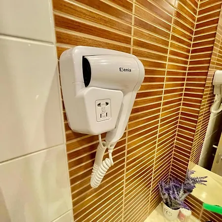 Yamaluxe - Pink & Gold With Many Facilities Apartamento Bucarest