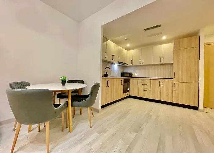 Yamaluxe - Pink & Gold With Many Facilities Bucureşti