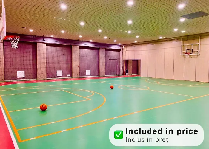 Yamaluxe - Pink & Gold With Many Facilities