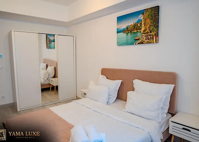 Yamaluxe - Pink & Gold With Many Facilities Apartamento *